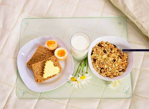 6 веских причин завтракать по утрам